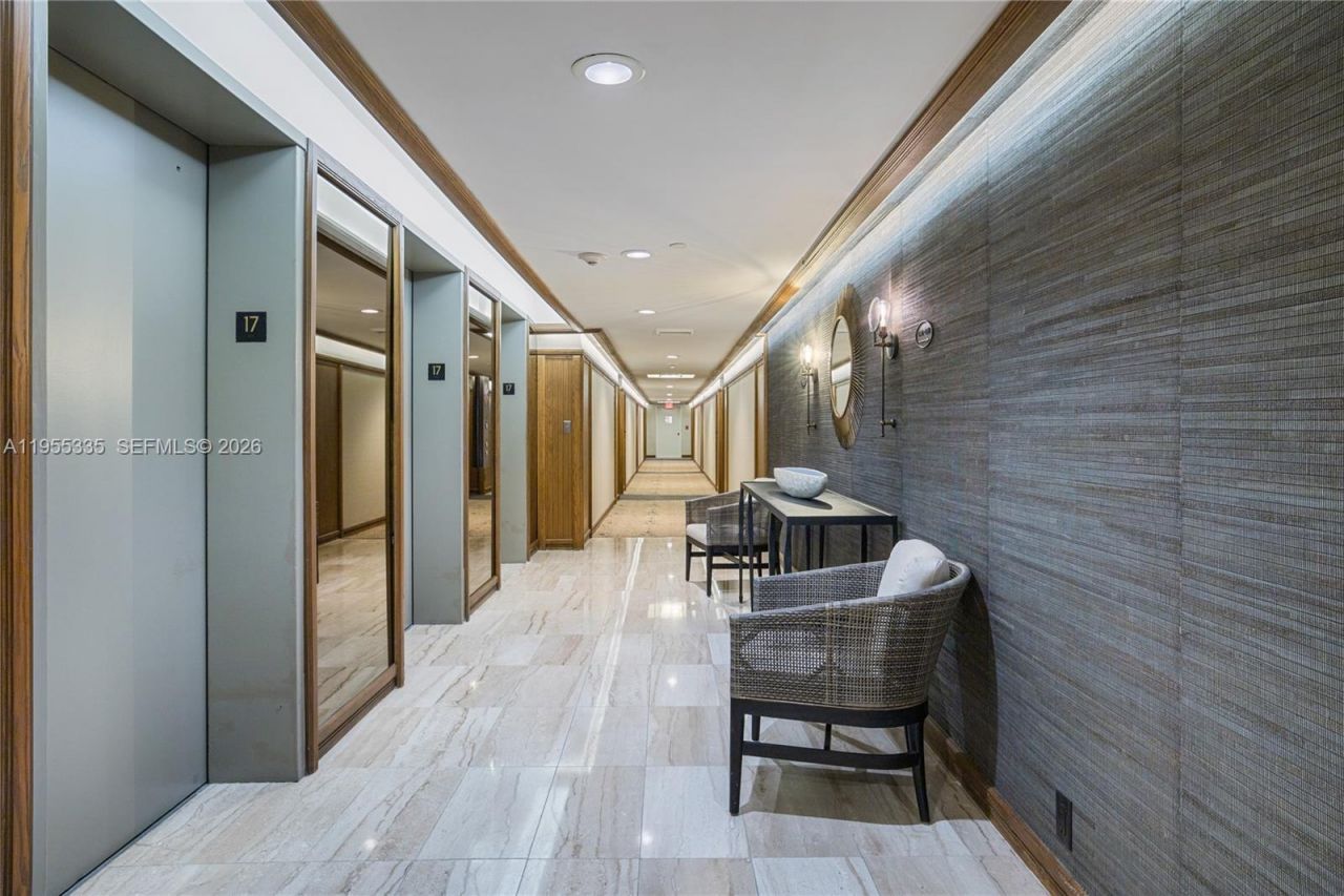 1000 Quayside Ter, Unit 1107, Miami, FL 33138 Photo