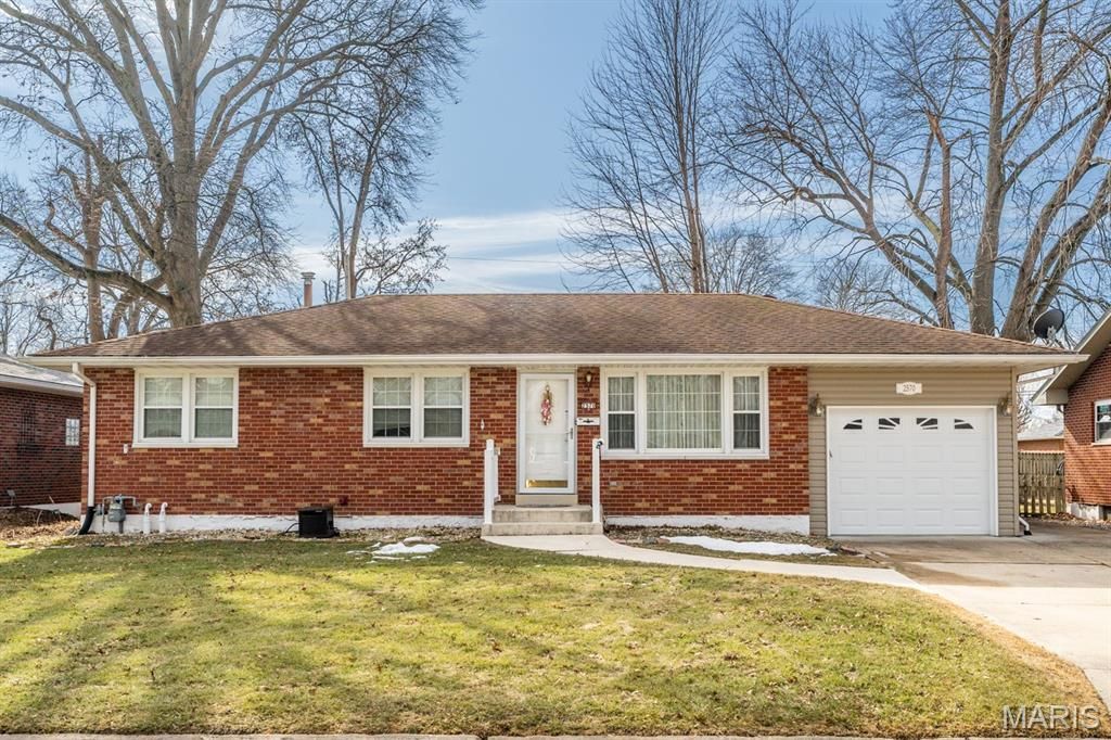 2570 Boyle Avenue, Granite City, IL 62040 Main Photo