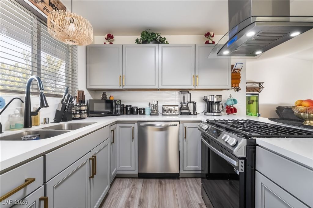 4257 Chafer Drive, Las Vegas, NV 89121 Main Photo