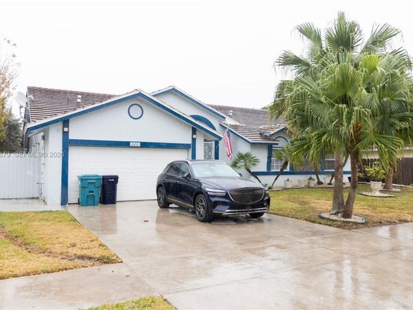 16201 SW 144th Ct , Miami, FL 33177