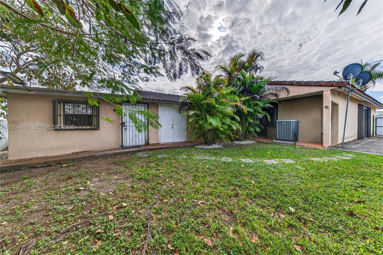 17307 SW 115th Ave, Miami, FL 33157 Photo