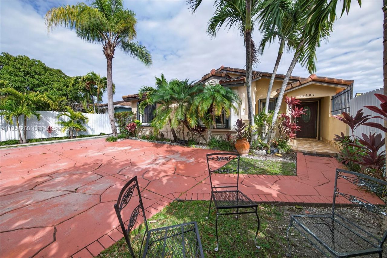 17307 SW 115th Ave, Miami, FL 33157 Photo