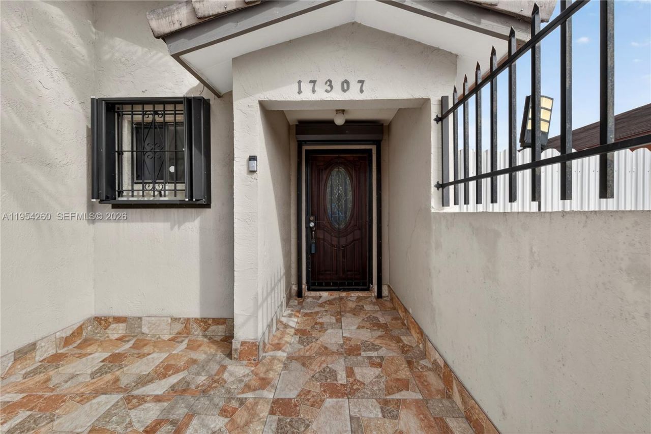 17307 SW 115th Ave, Miami, FL 33157 Photo