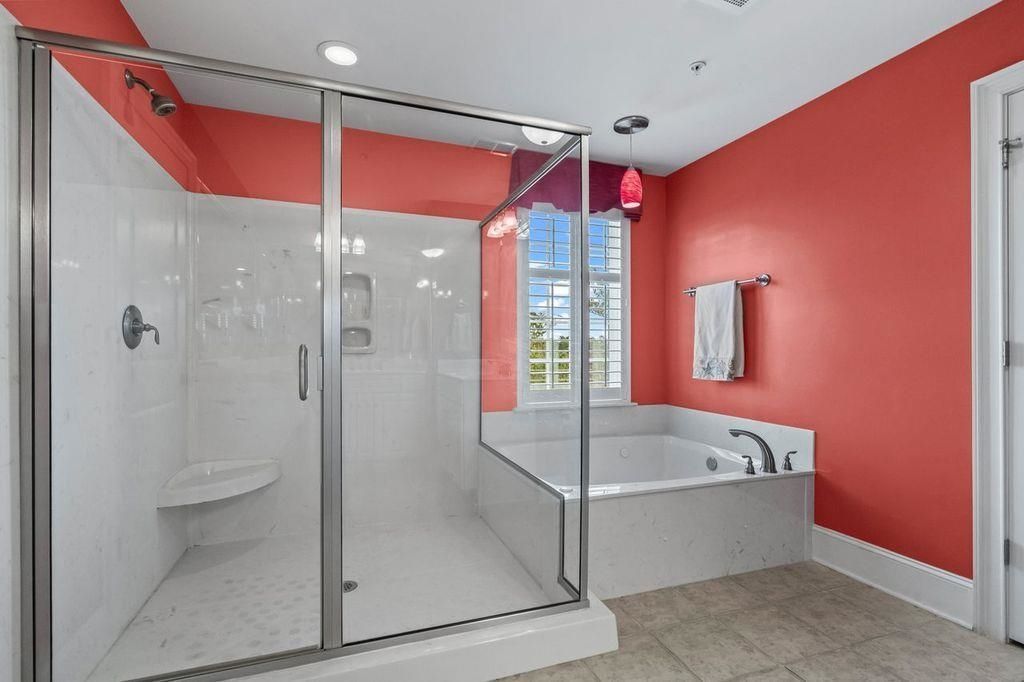 265 Venice Way Photo 18