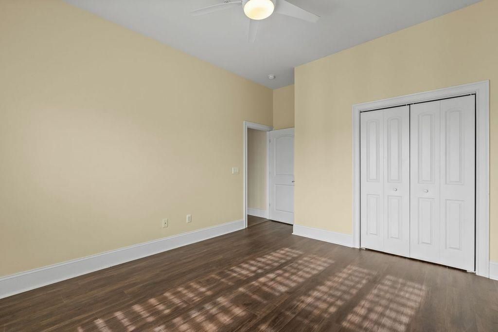 265 Venice Way Photo 25