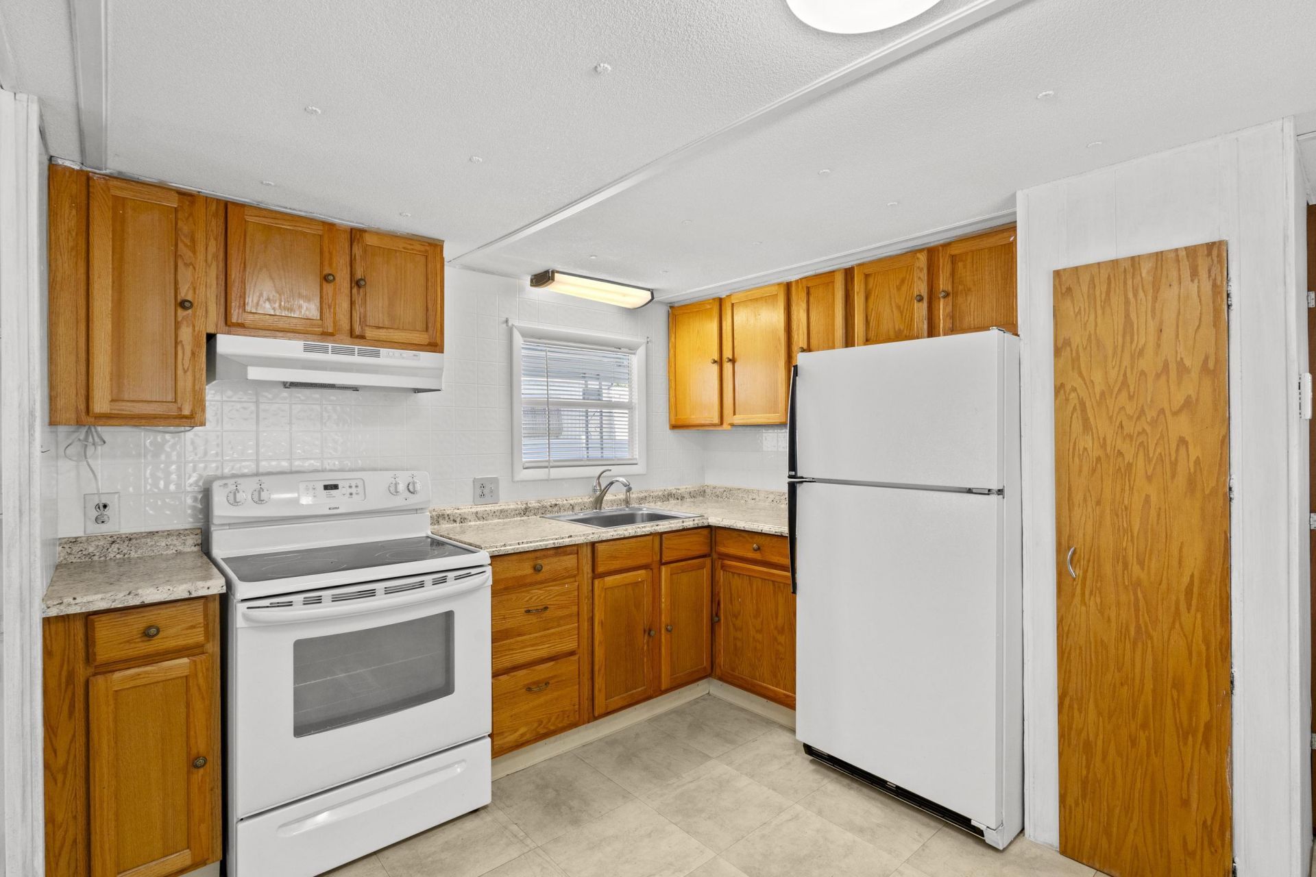 8949 Oak Street, Boynton Beach, FL 33436 Photo