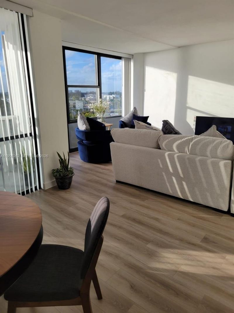 900 Bay Dr , Unit 821, Miami Beach, FL 33141 Photo