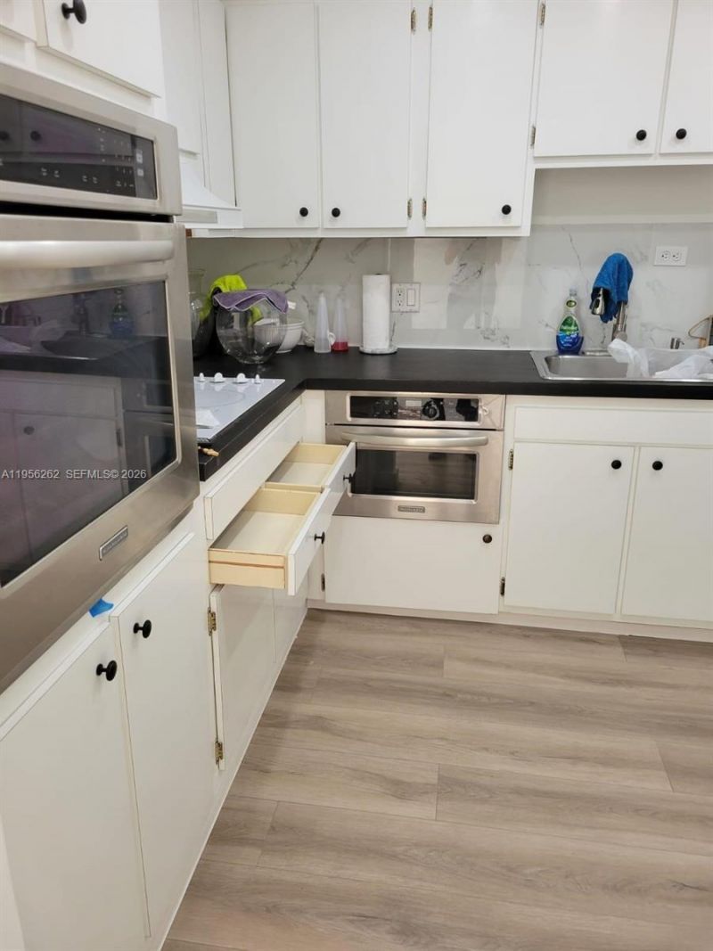 900 Bay Dr , Unit 821, Miami Beach, FL 33141 Photo