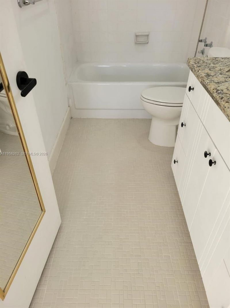 900 Bay Dr , Unit 821, Miami Beach, FL 33141 Photo