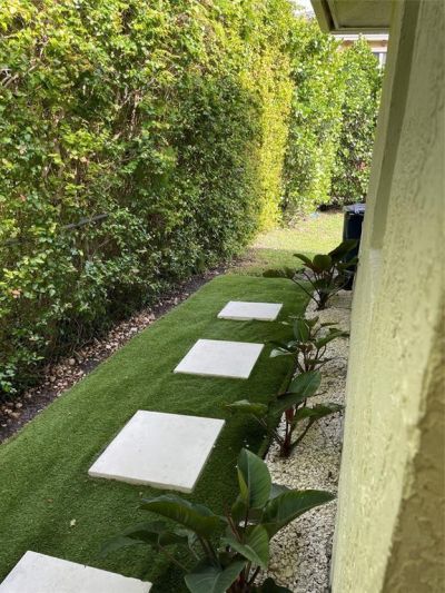 713 NE 4th Street, Hallandale Beach, FL 33009 Photo