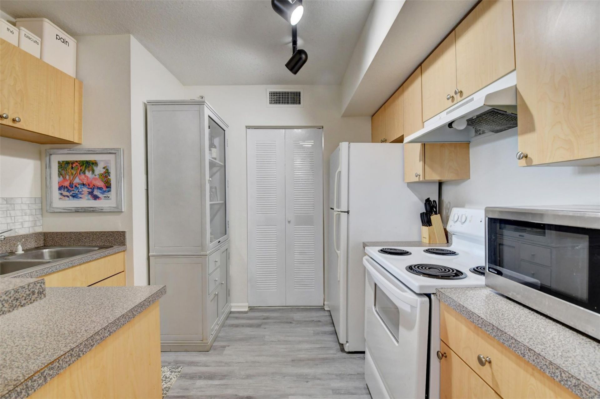 704 Villa Cir, Unit 704, Boynton Beach, FL 33435 Photo