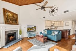 101 River Breeze Drive photo 4