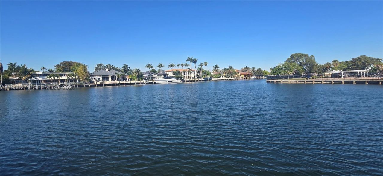 601 Three Islands Blvd, Unit 107, Hallandale Beach, FL 33009 Photo