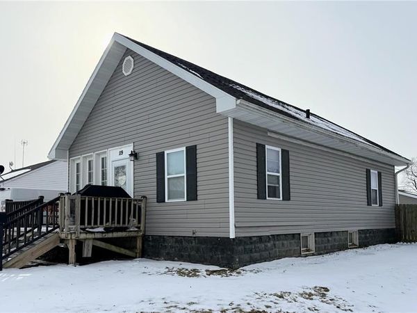 119 N Jones Street, La Plata, MO 63549