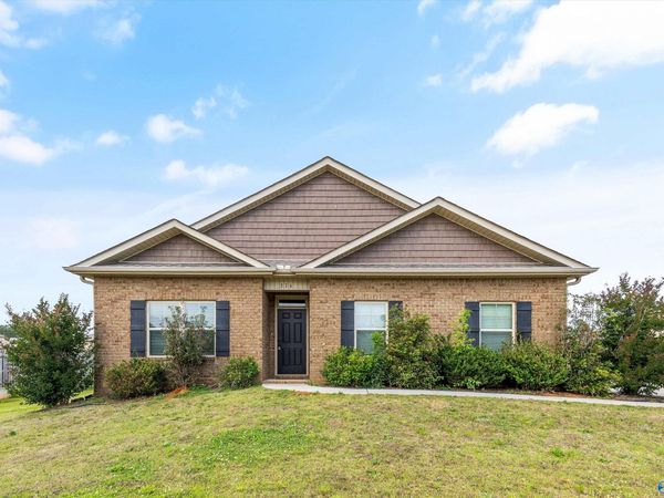 276 Dinner Tree Square, Huntsville, AL 35811