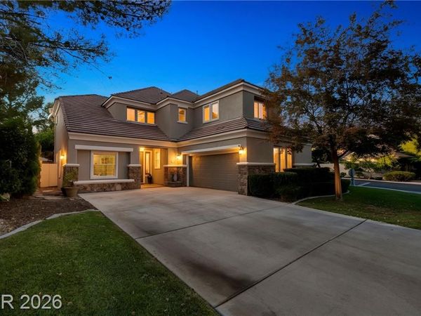 1001 Meadowleah Street, Las Vegas, NV 89145