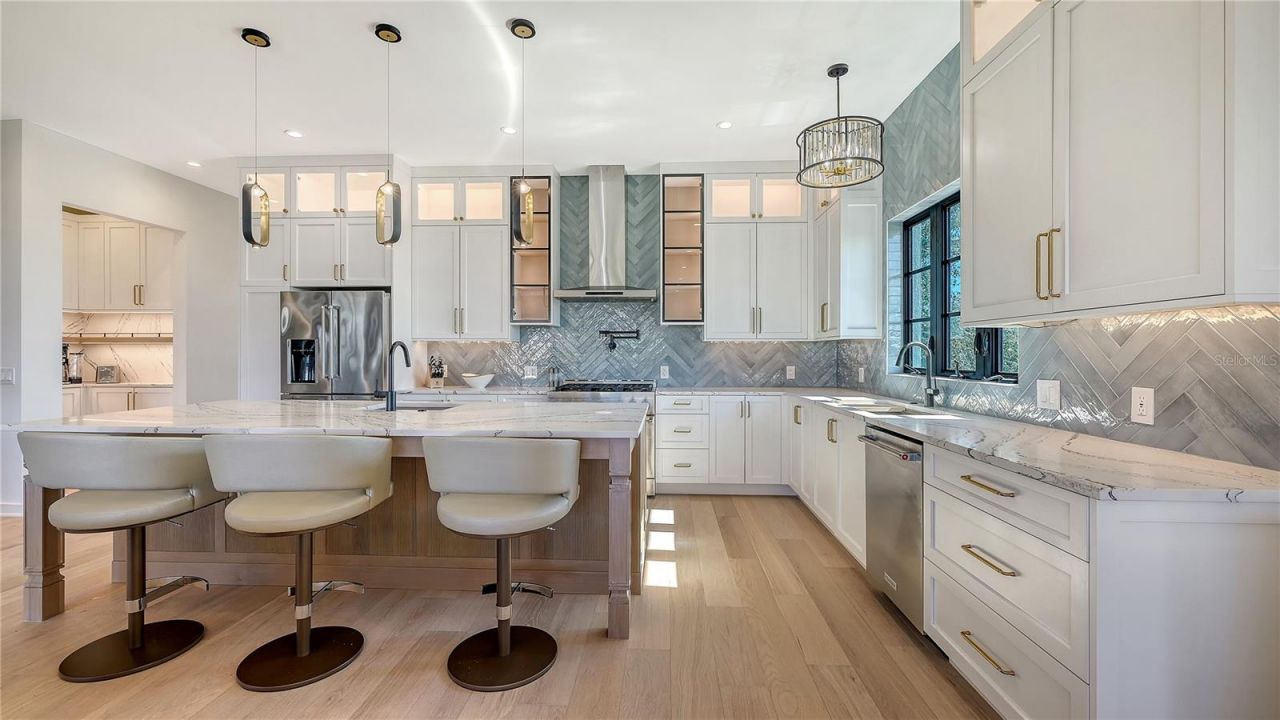 5263 Avenida De Cortez, Sarasota, FL 34242 Photo