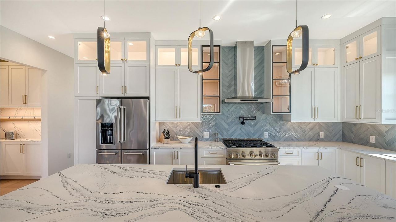 5263 Avenida De Cortez, Sarasota, FL 34242 Photo