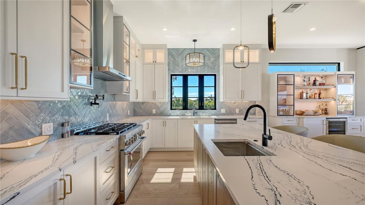 5263 Avenida De Cortez, Sarasota, FL 34242 Photo