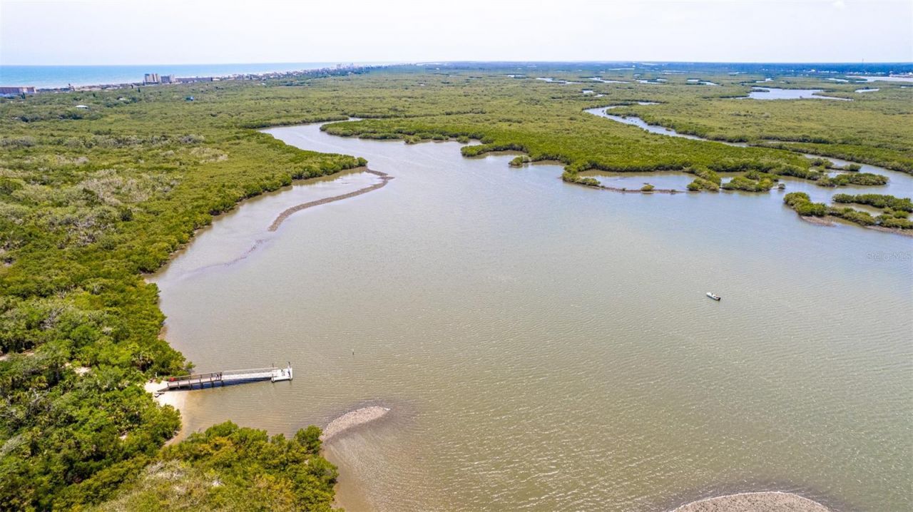 3800 Saxon Drive, Unit 150, New Smyrna Beach, FL 32169 Photo