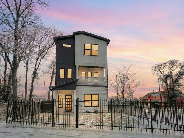 115 Green St , Nashville, TN 37210