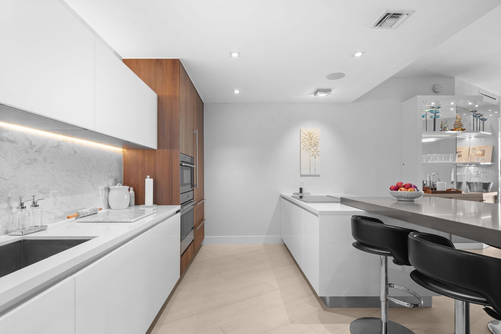 701 N Fort Lauderdale Beach Boulevard, Unit 1603, Fort Lauderdale, FL 33304 Photo