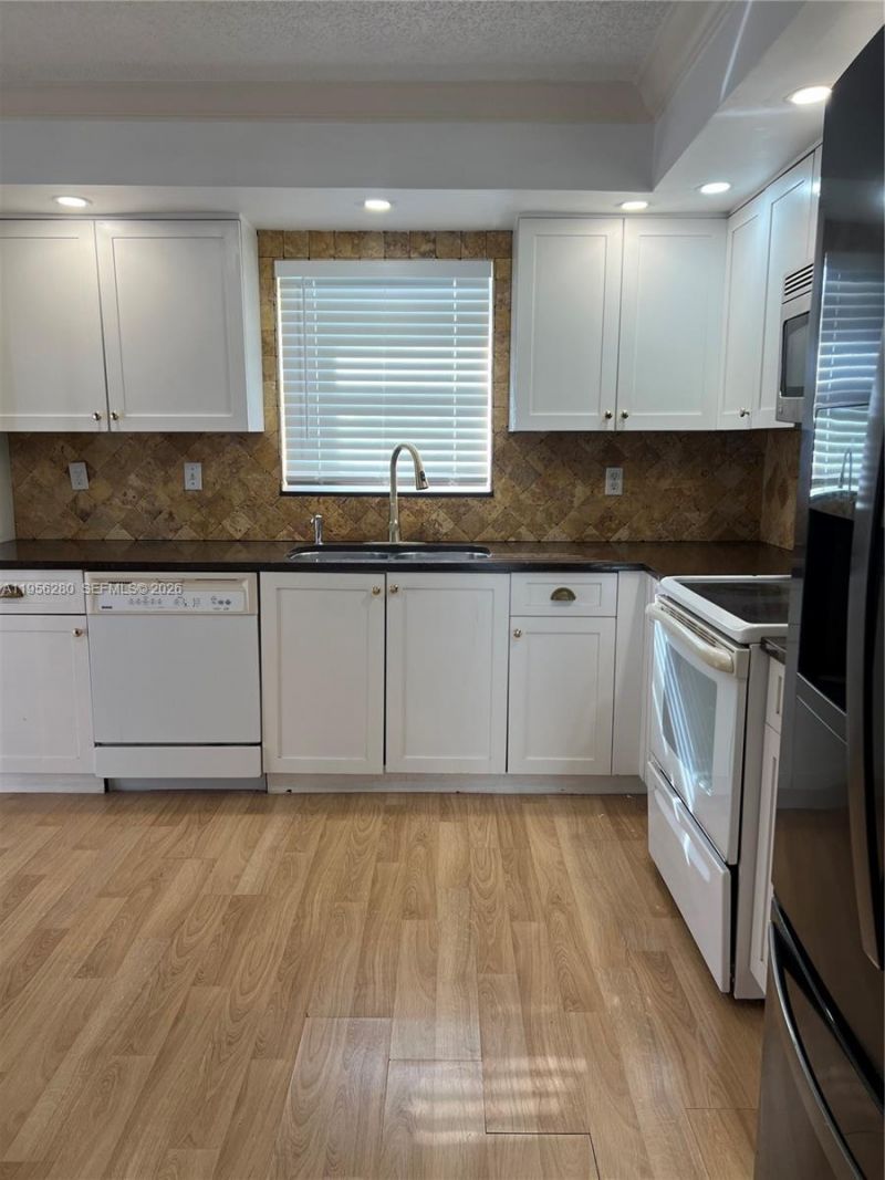 1845 SE 6th Ct, Homestead, FL 33033 Photo