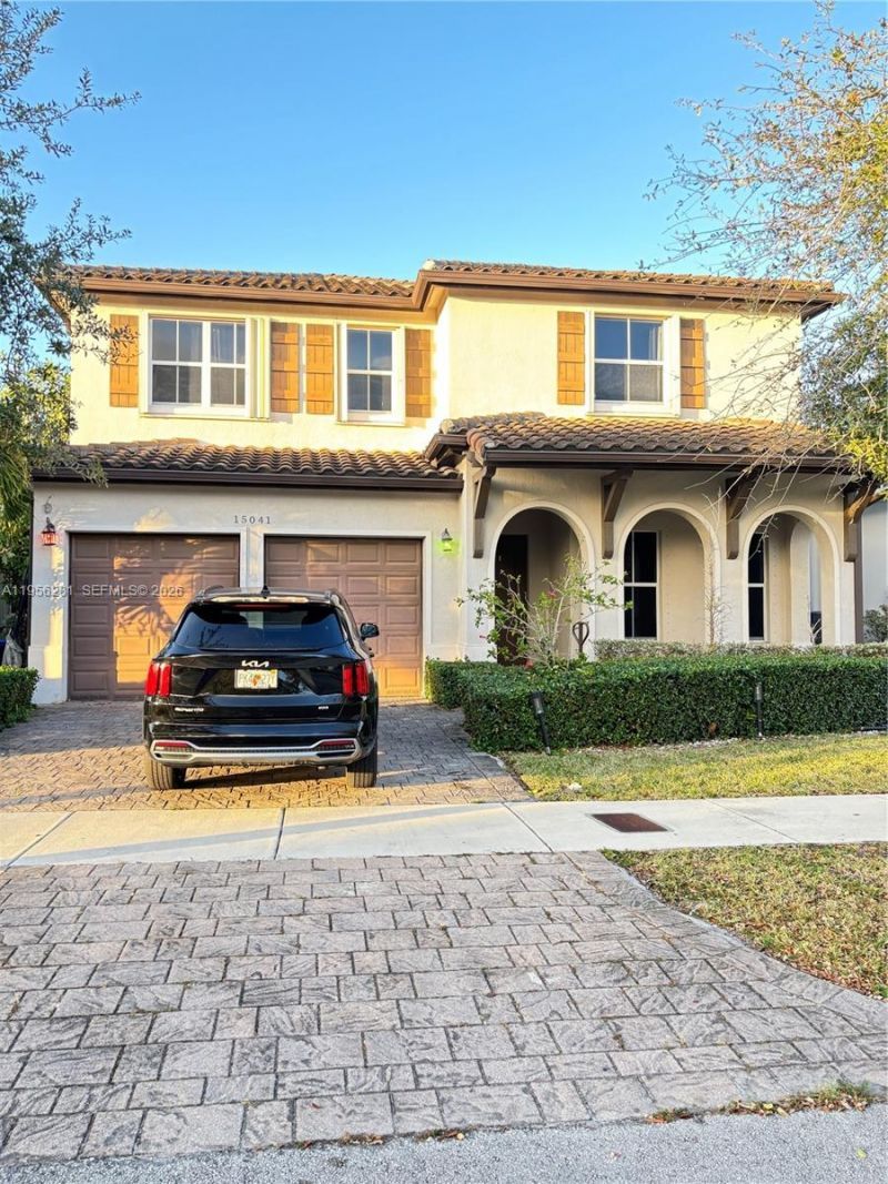 15041 SW 177th Ter, Miami, FL 33187 Photo