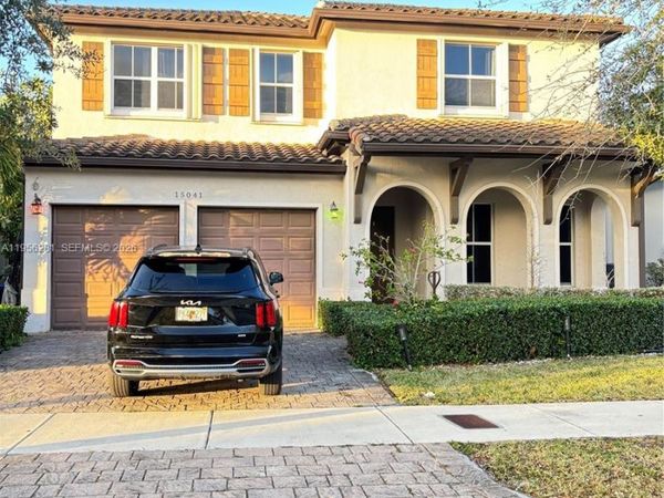 15041 SW 177th Ter, Miami, FL 33187