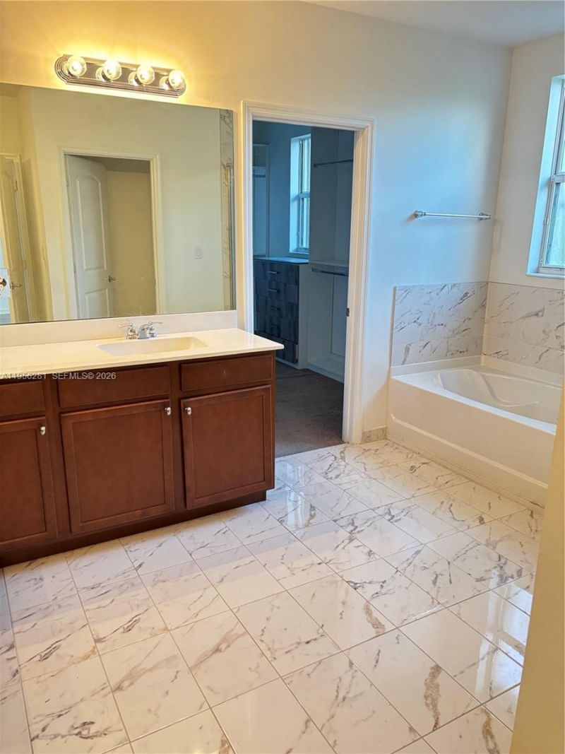 15041 SW 177th Ter, Miami, FL 33187 Photo