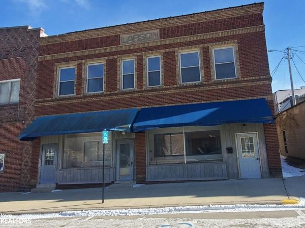 1225 Washington Street, Eldora, IA 50627
