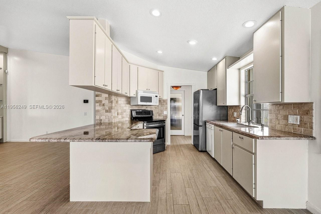 153 Brier Cir, Jupiter, FL 33458 Photo