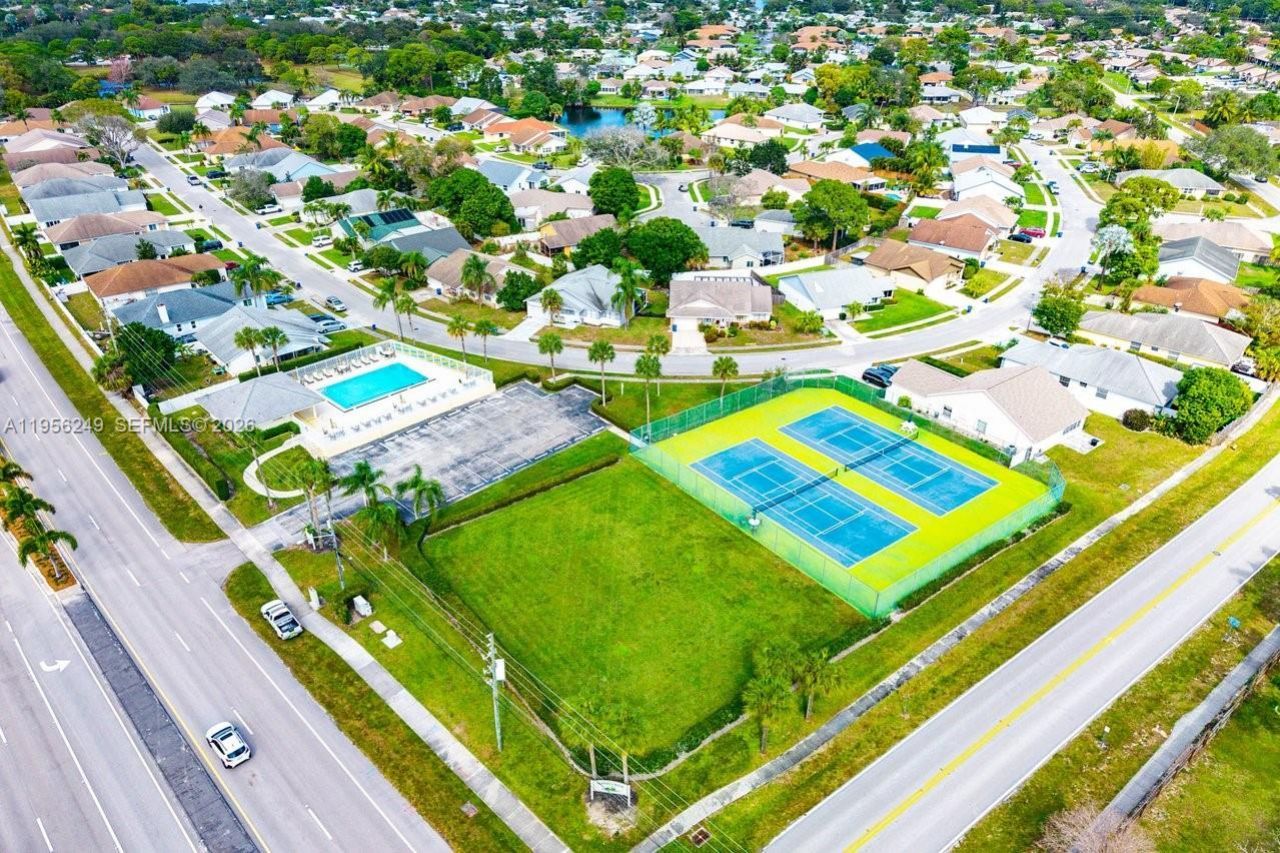 153 Brier Cir, Jupiter, FL 33458 Photo