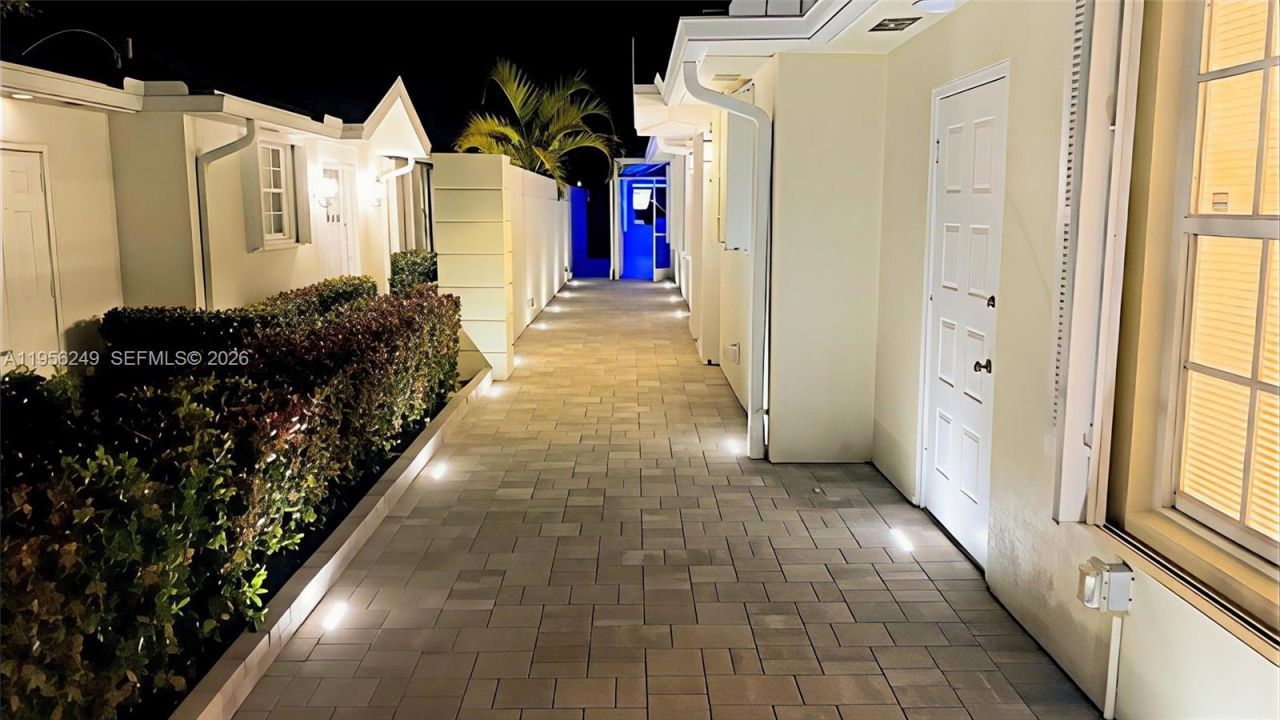 153 Brier Cir, Jupiter, FL 33458 Photo