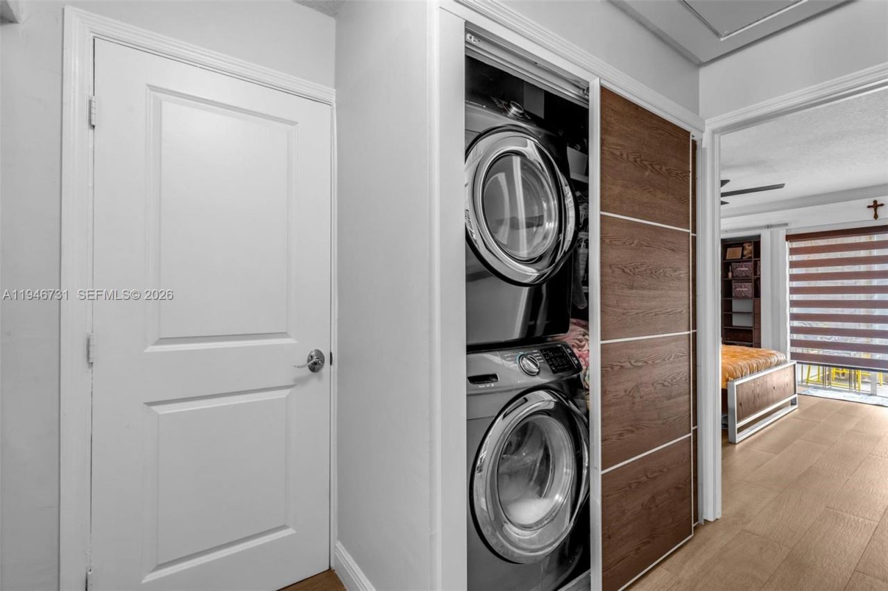 10305 SW 154th Cir Ct, Unit 26, Miami, FL 33196 Photo