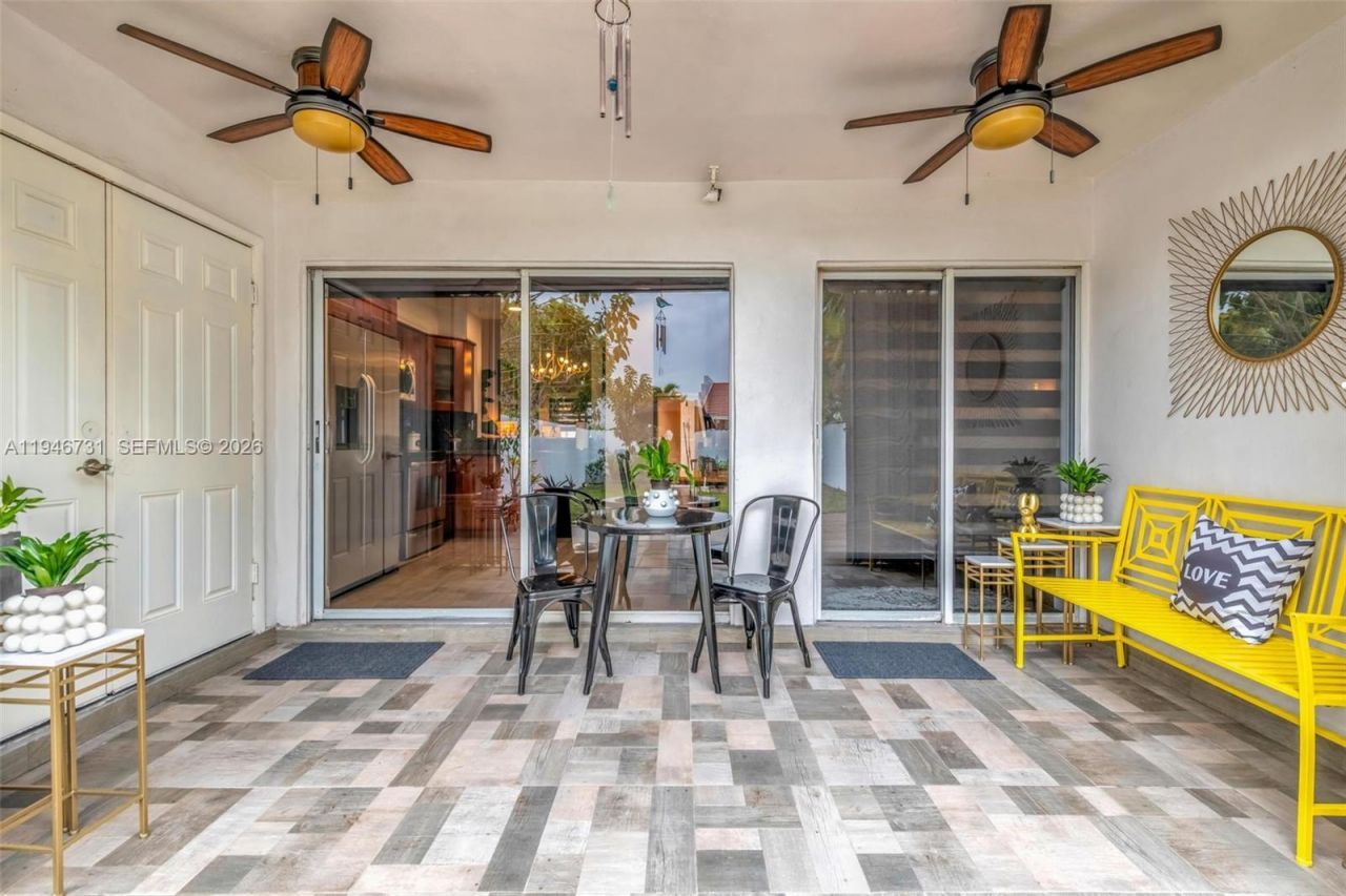 10305 SW 154th Cir Ct, Unit 26, Miami, FL 33196 Photo