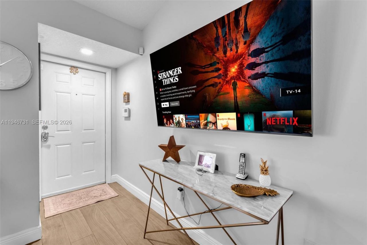 10305 SW 154th Cir Ct, Unit 26, Miami, FL 33196 Photo