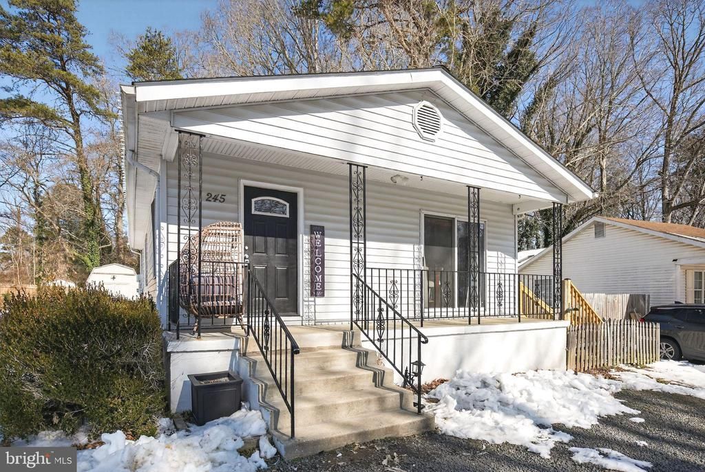 245 Laurel Drive, Lusby, MD 20657 Main Photo