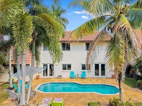 2560 Bass Way, Cooper City, FL 33026