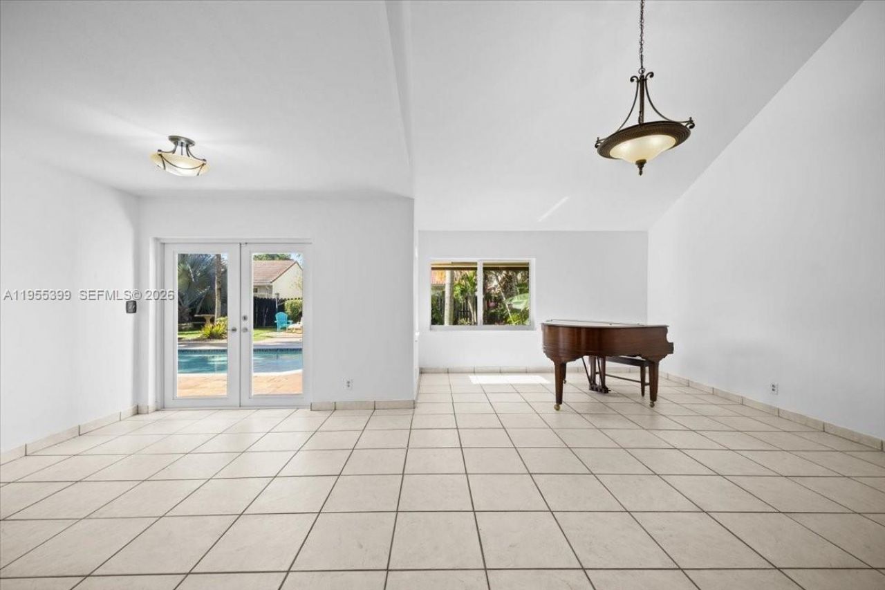 2560 Bass Way, Cooper City, FL 33026 Photo