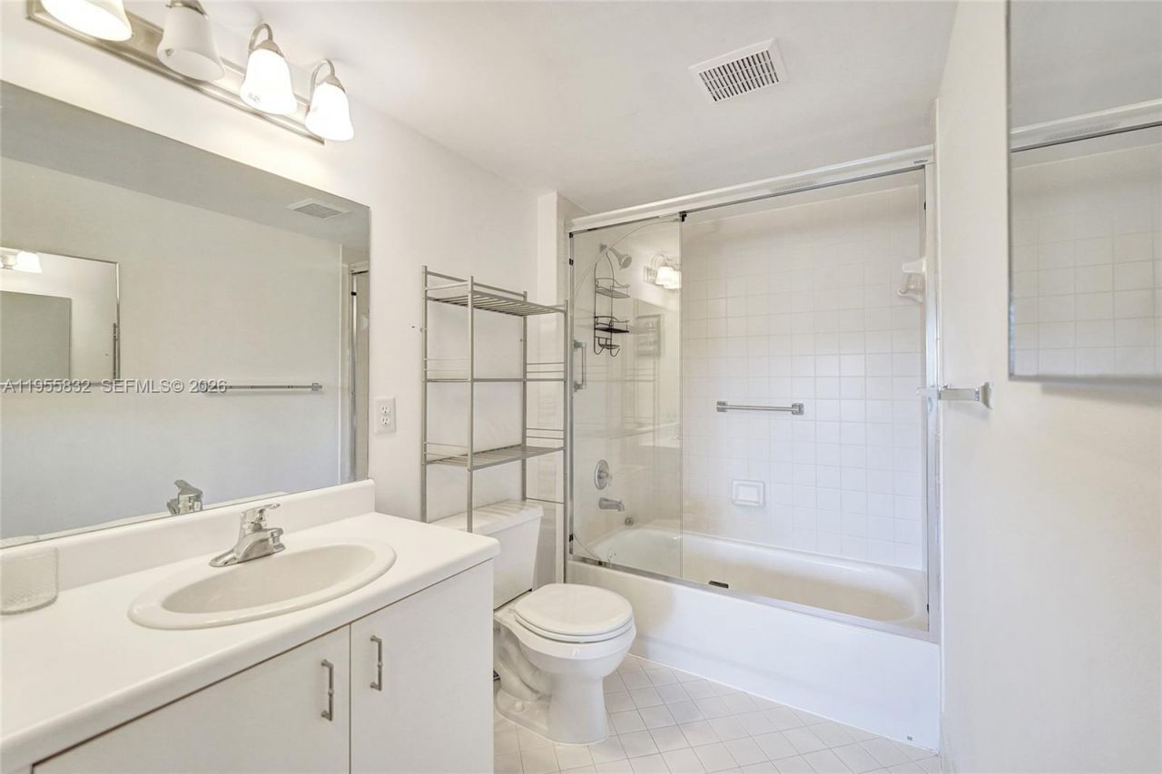 1651 SW 127th Ave , Unit 404A, Pembroke Pines, FL 33027 Photo