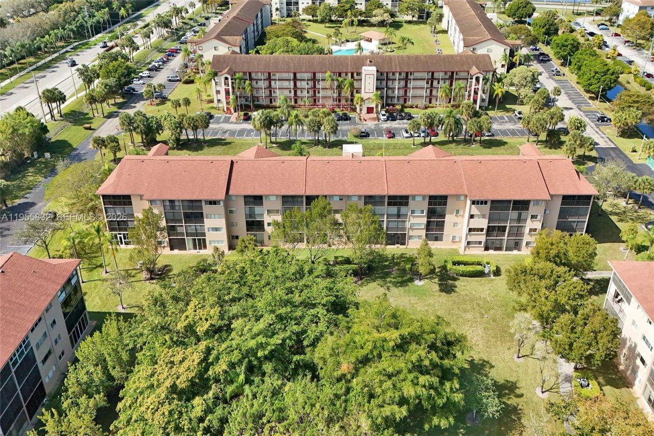 1651 SW 127th Ave , Unit 404A, Pembroke Pines, FL 33027 Photo