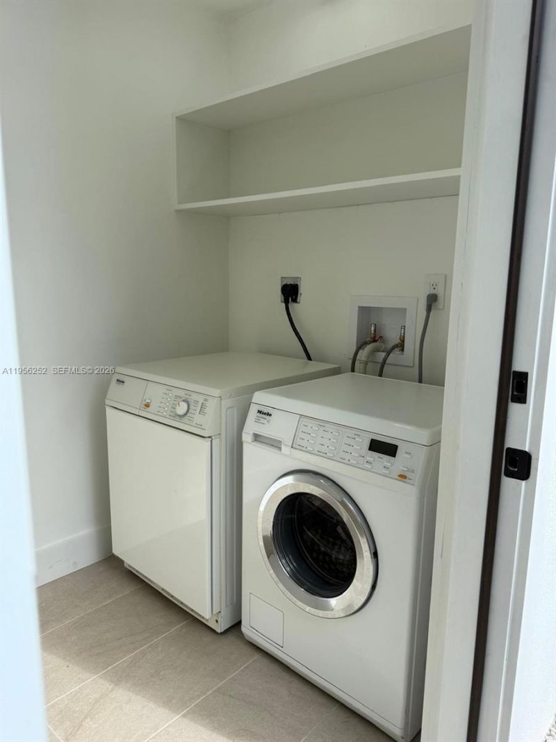 18481 SW 208th St, Miami, FL 33187 Photo