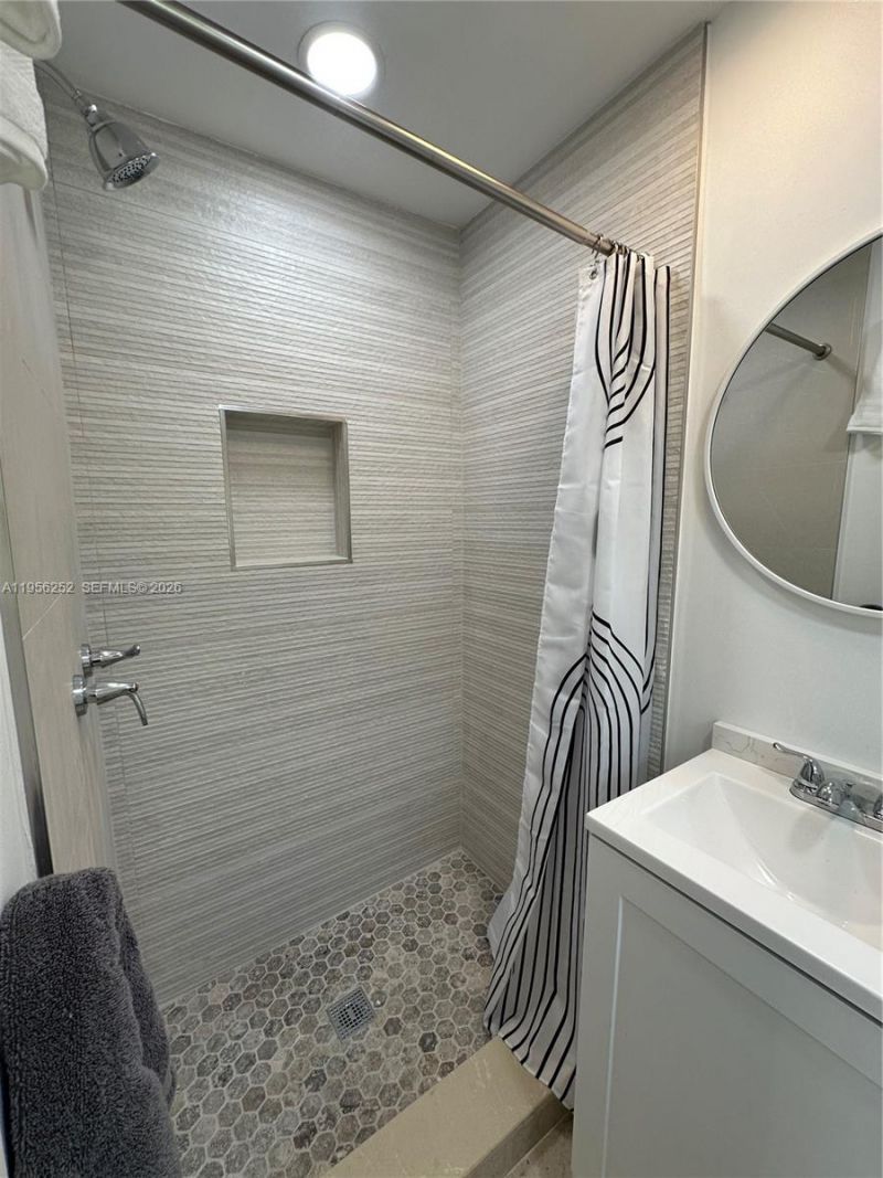 18481 SW 208th St, Miami, FL 33187 Photo