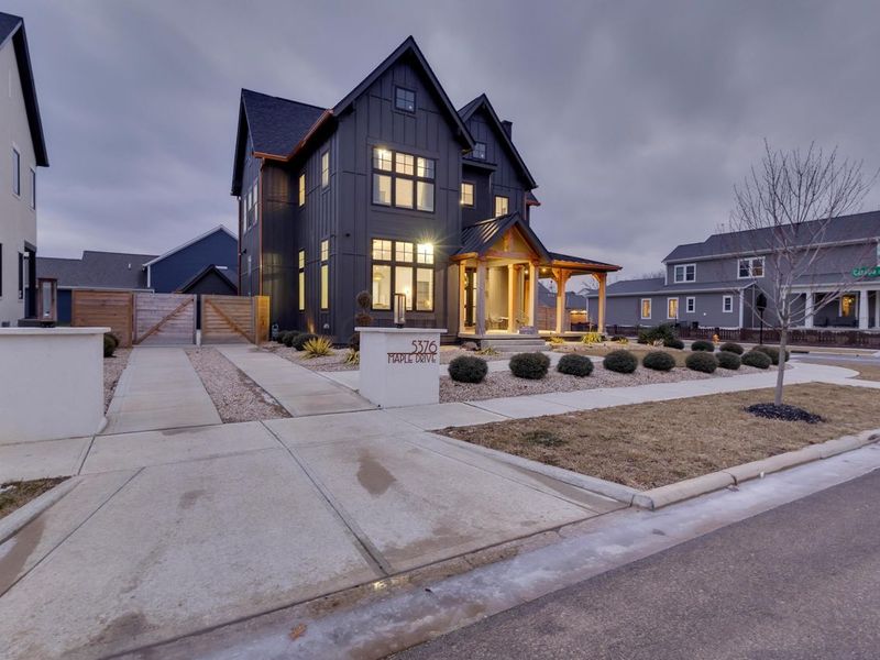 5376 Maple Drive, Lewis Center, OH 43035 Photo 3