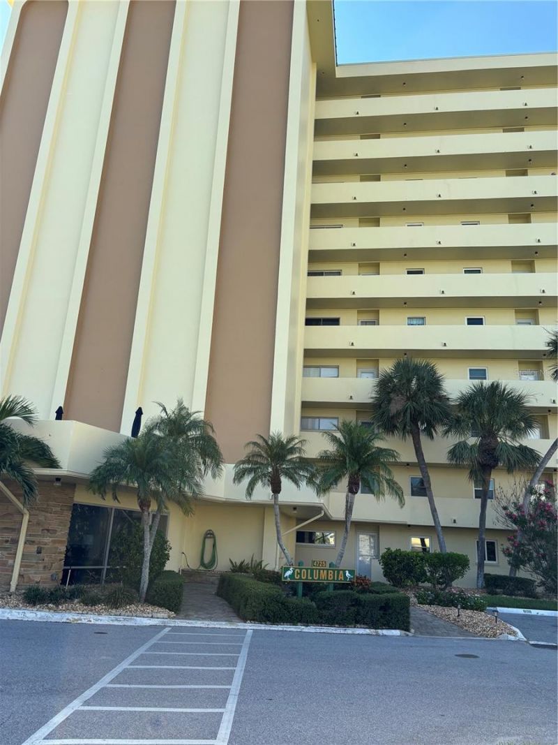 4725 Cove Circle, Unit 104, Madeira Beach, FL 33708 Photo