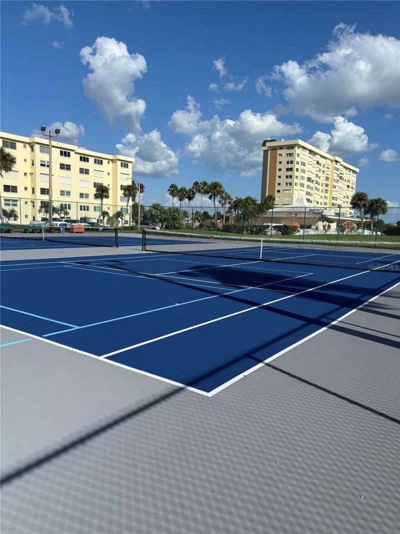 4725 Cove Circle, Unit 104, Madeira Beach, FL 33708 Photo