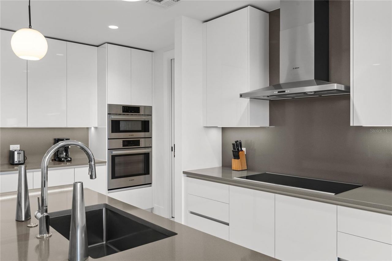 777 3rd Avenue N, Unit 804, Saint Petersburg, FL 33701 Photo