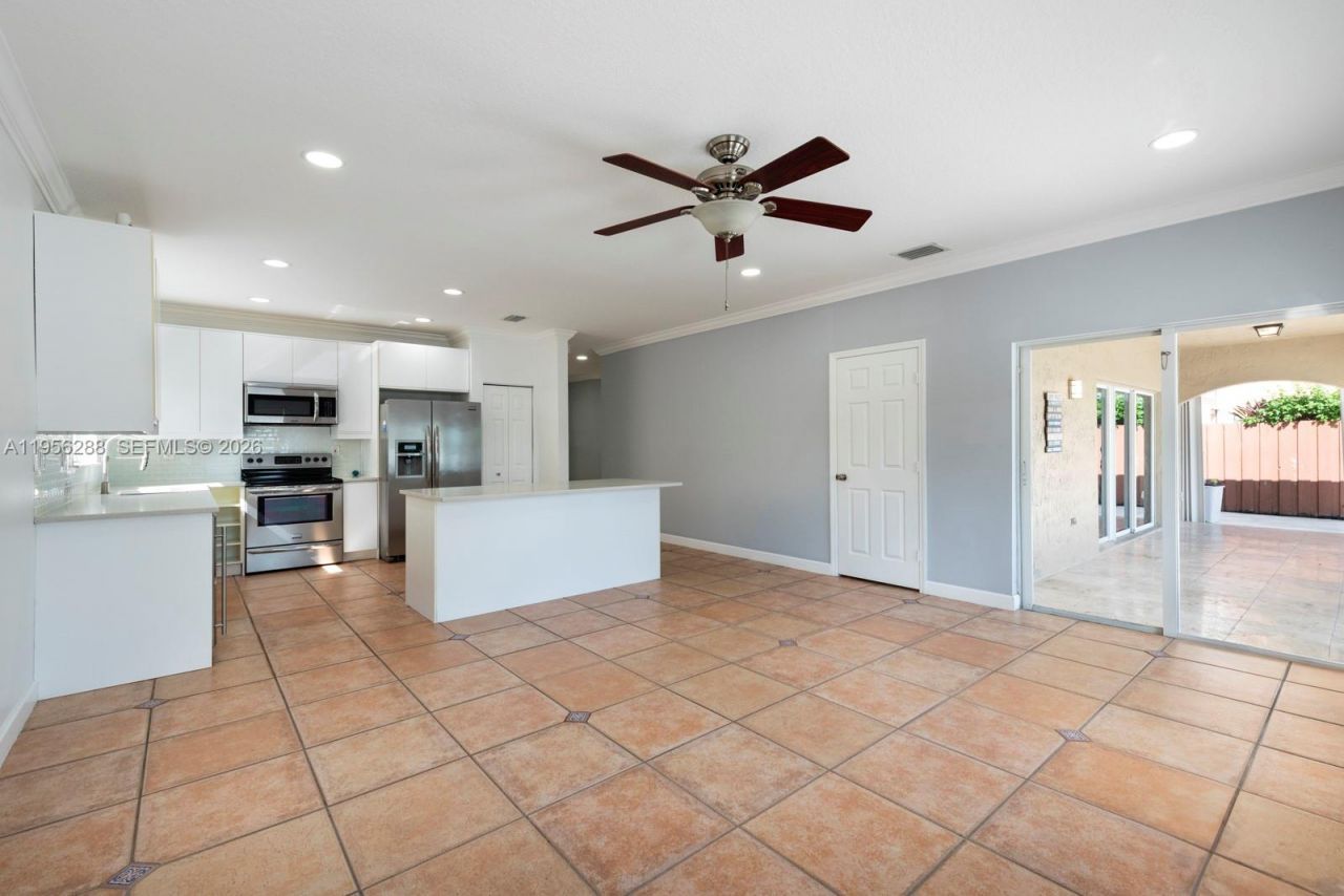 13116 SW 136th Ter, Miami, FL 33186 Photo