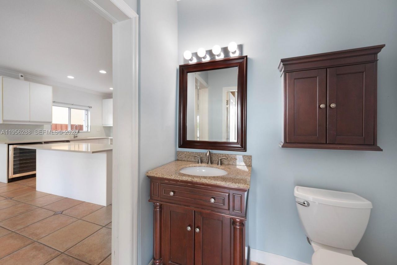 13116 SW 136th Ter, Miami, FL 33186 Photo